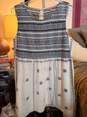 SALE! DEAL!! Calypso St. Barth Gray and White Embroidered Sleeveless Dress